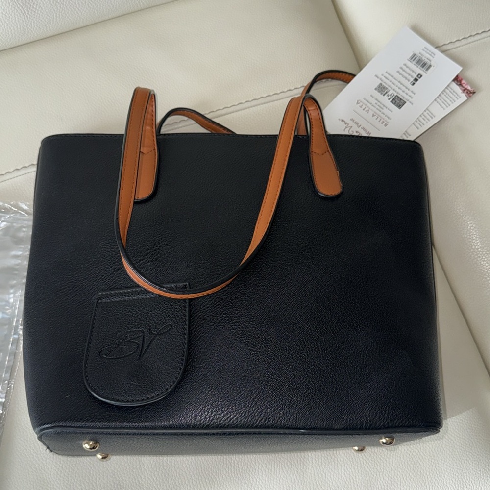 PortoVino Wine‎ Fashionable Purse With Hidden, Insulated Compartment For Wine - Picture 12 of 16
